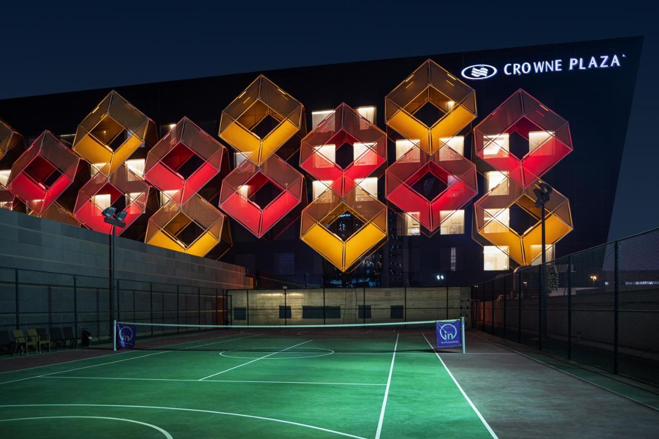 Crowne Plaza Riyadh - Rdc Hotel & Convention By Ihg Exterior foto Tennis Club