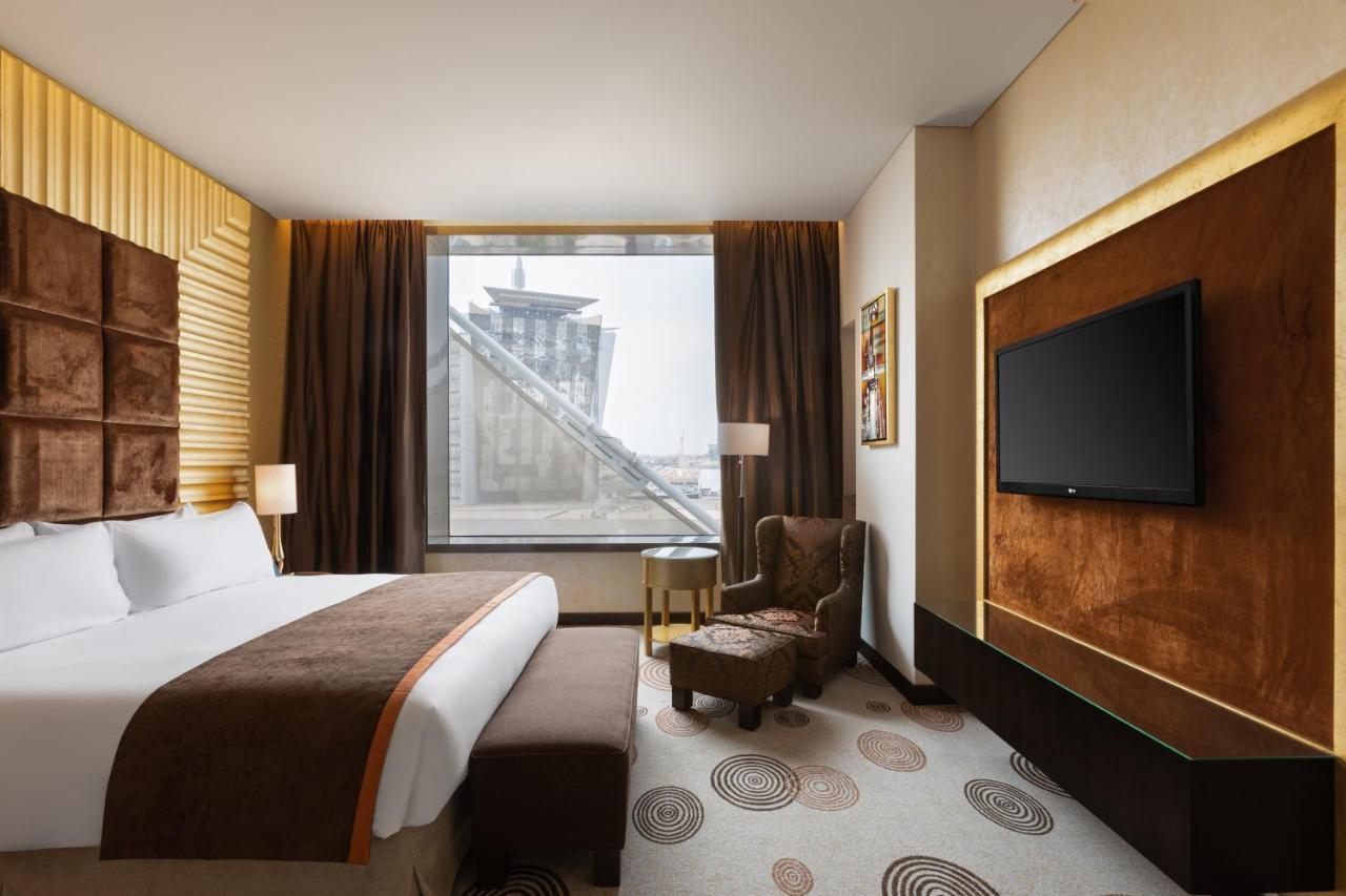 Crowne Plaza Riyadh - Rdc Hotel & Convention By Ihg Zimmer foto Deluxe room
