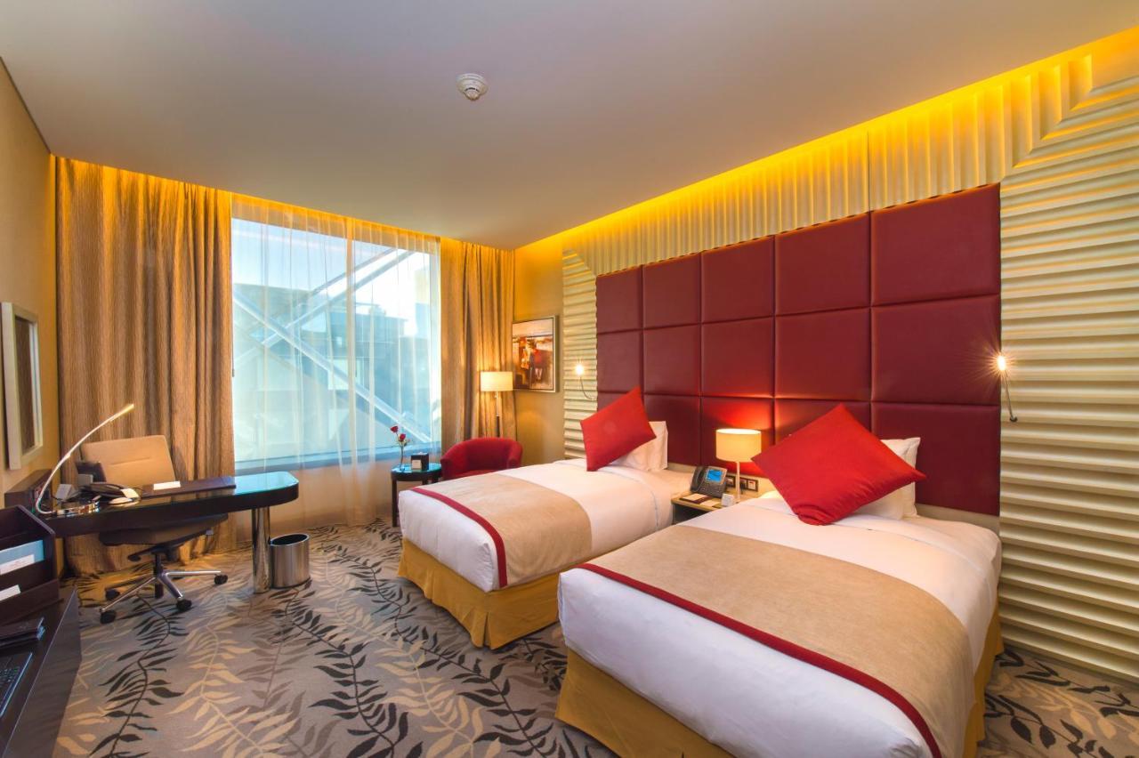 Crowne Plaza Riyadh - Rdc Hotel & Convention By Ihg Exterior foto Deluxe Room